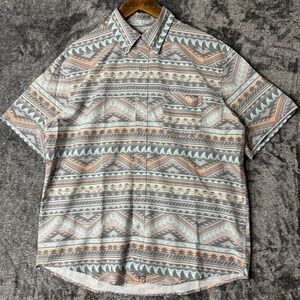 Huk Fishing Men Kona Button Down Shirt Medium Short Sleeve Performance Geometric